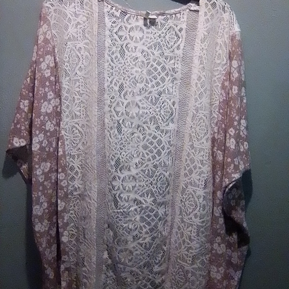 "Est. 1946" Large - Picture 1 of 3